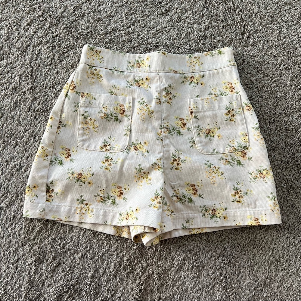 Sezane floral cream shorts